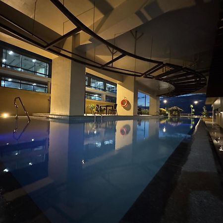 Grand Riviera Suites Маніла Екстер'єр фото
