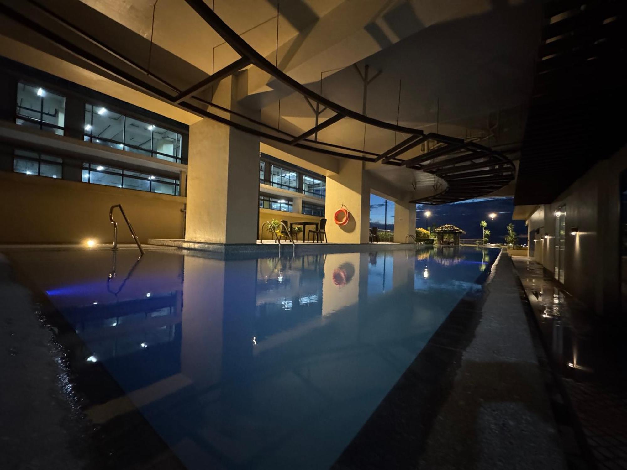 Grand Riviera Suites Маніла Екстер'єр фото